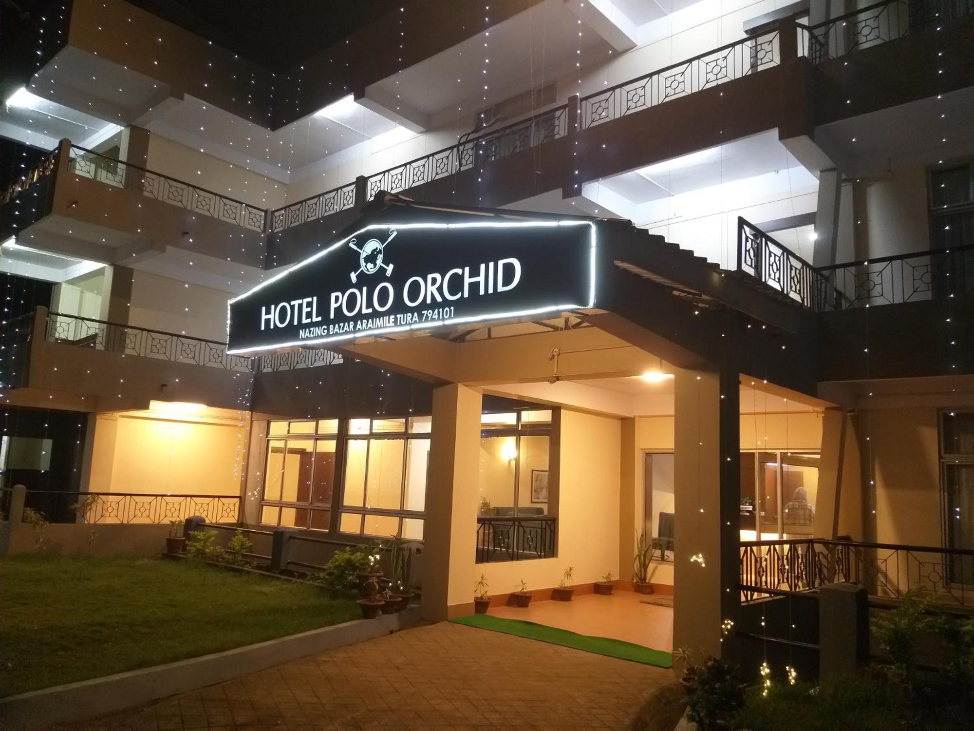 Polo Tura Hotel מראה חיצוני תמונה