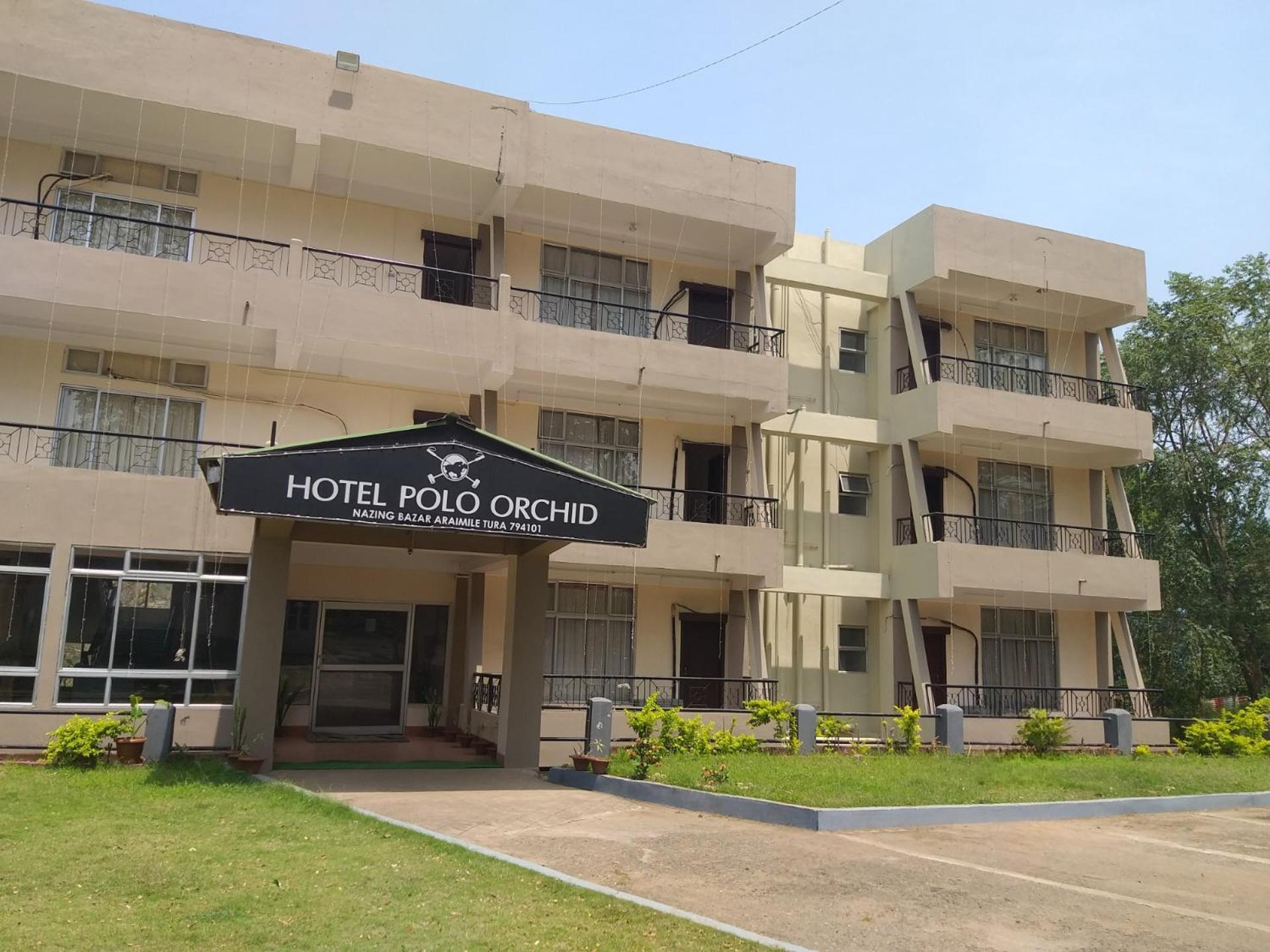 Polo Tura Hotel מראה חיצוני תמונה