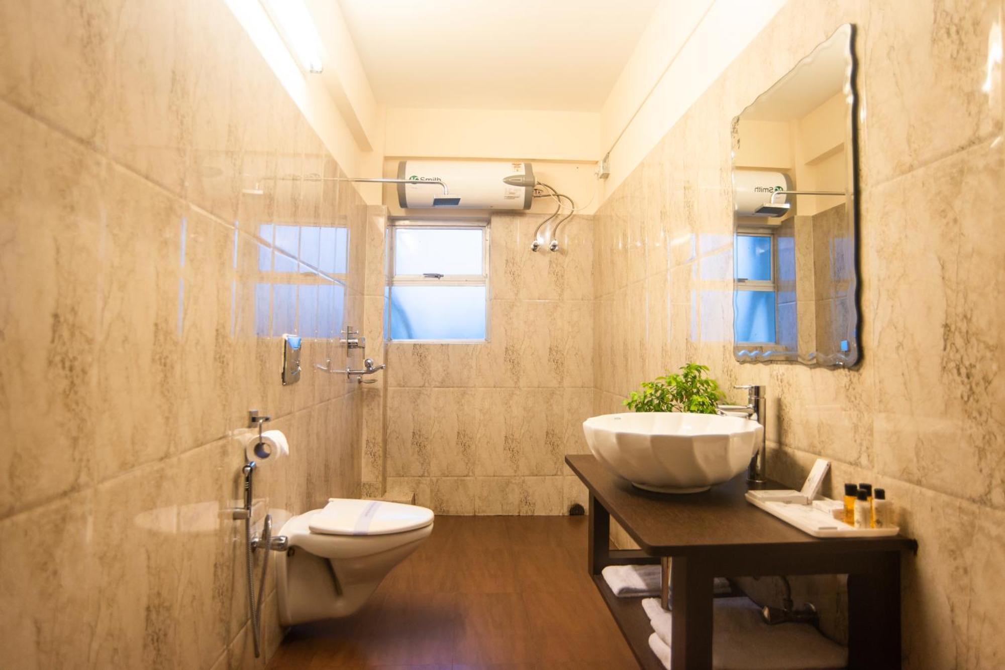 Polo Tura Hotel מראה חיצוני תמונה