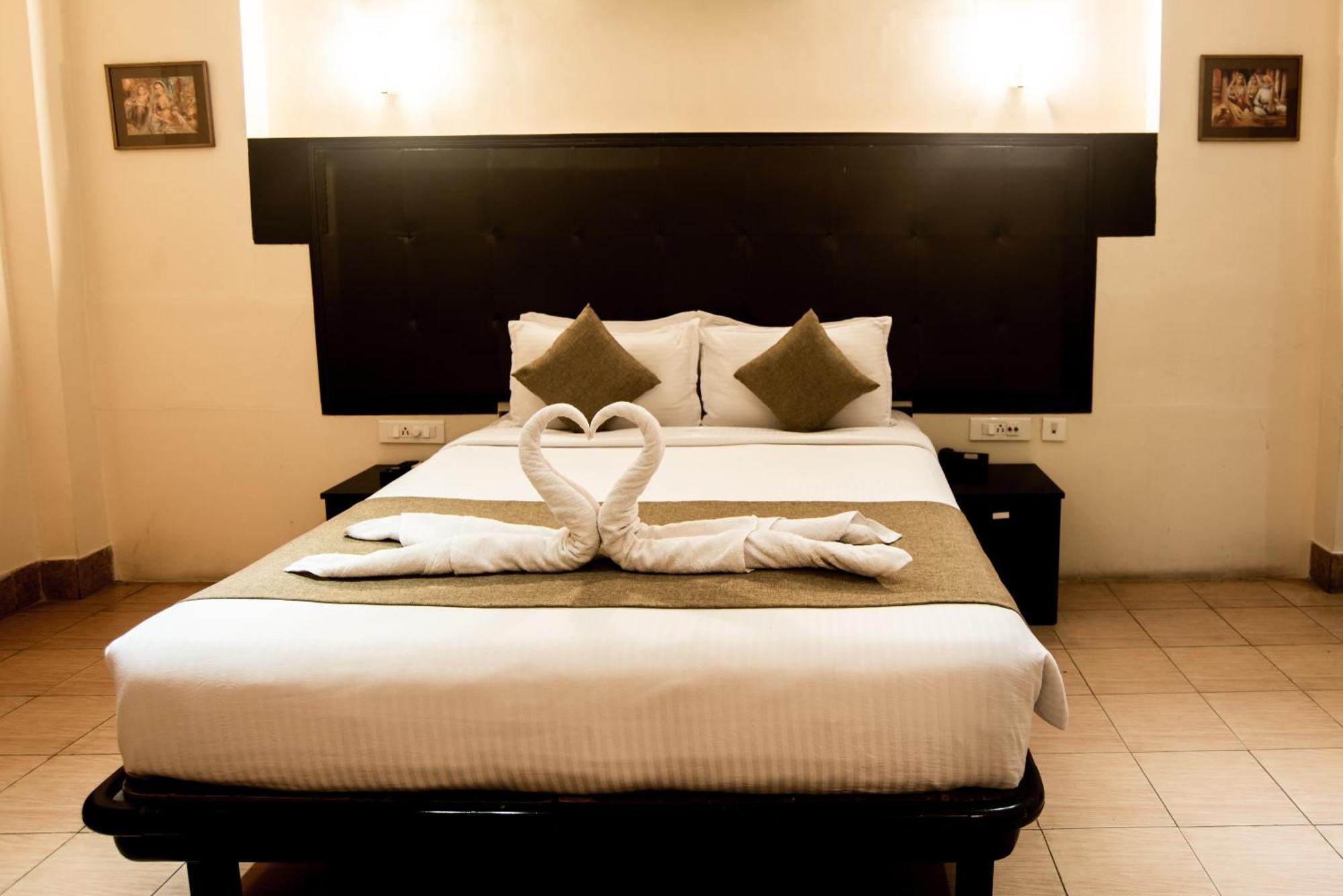 Polo Tura Hotel מראה חיצוני תמונה