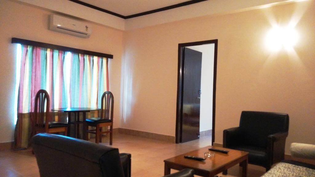 Polo Tura Hotel חדר תמונה