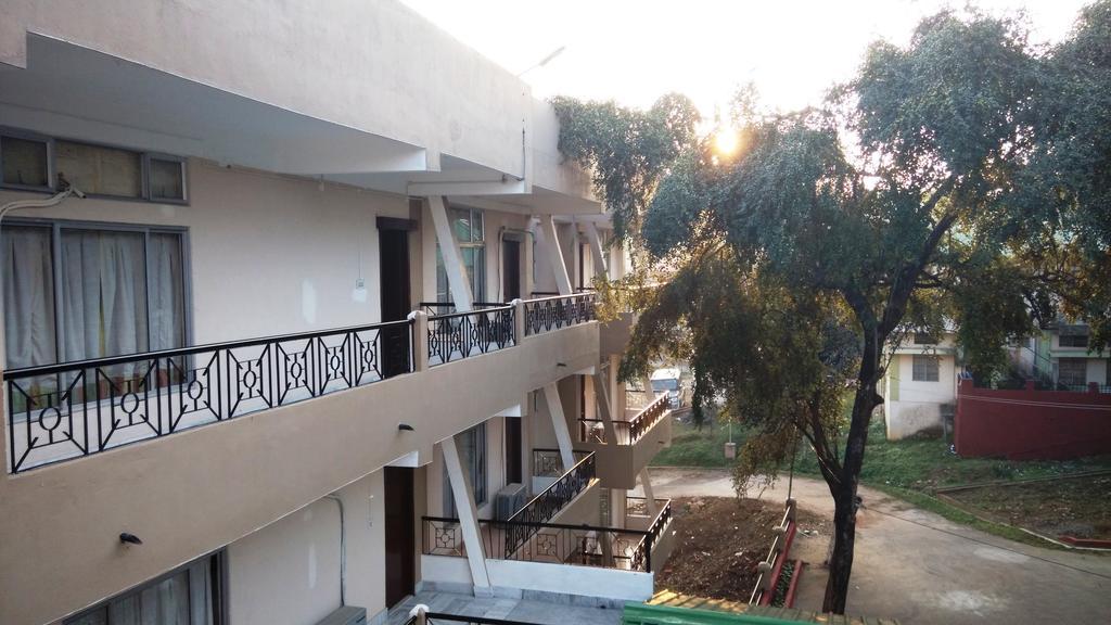 Polo Tura Hotel מראה חיצוני תמונה
