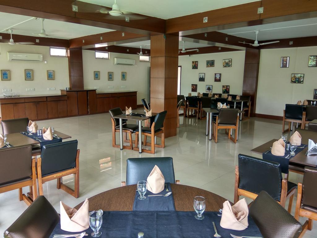 Polo Tura Hotel מראה חיצוני תמונה