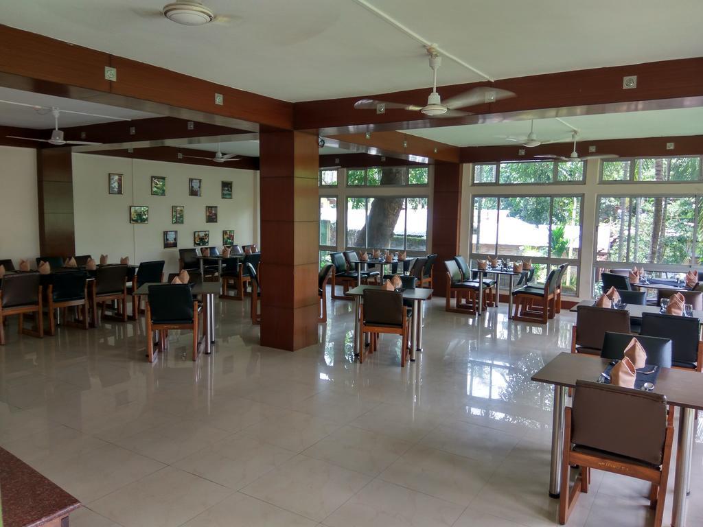 Polo Tura Hotel מראה חיצוני תמונה